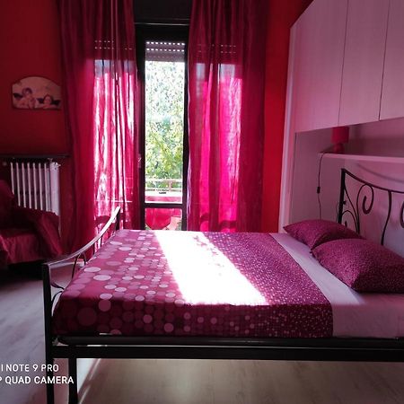 Bed and Breakfast Beb Da Gaia E Giulio Reno Di Leggiuno Екстер'єр фото